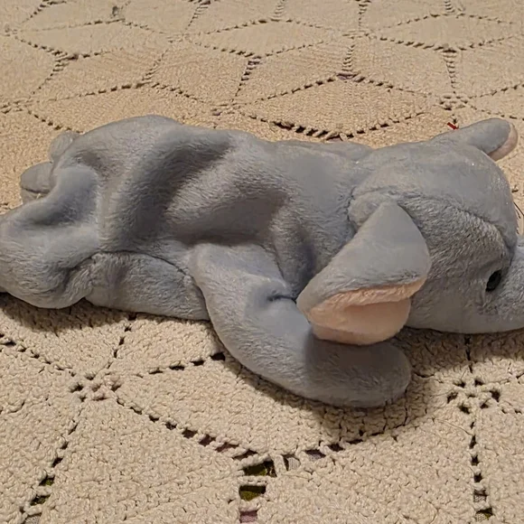 TY  Peanut The Elephant Beanie Baby - Picture 2 of 6